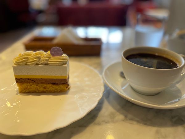 日本・長野県「2024 戸隠バードウォッチング」の写真：善光寺門前のお洒落なカフェ「平五郎」でお...