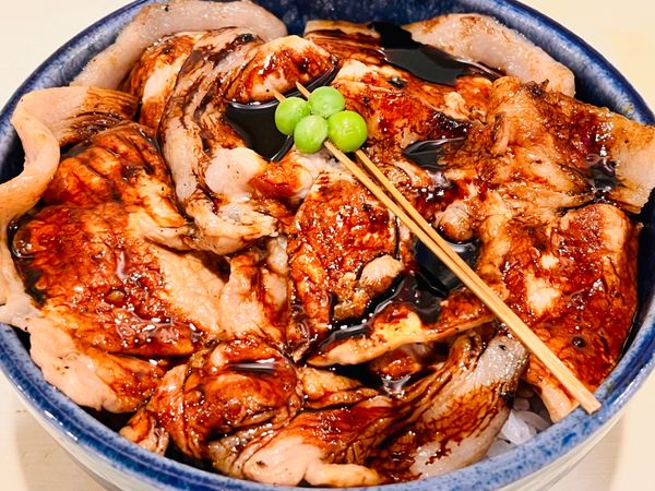 日本・北海道「北海道周遊旅行」の写真：十勝のぶた丼