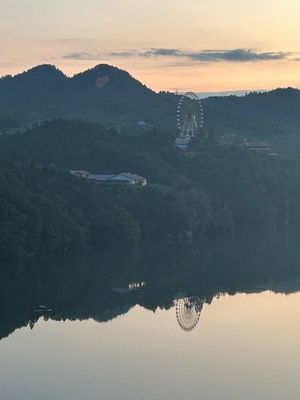 恵那峡のホテルの部屋から４時から５時