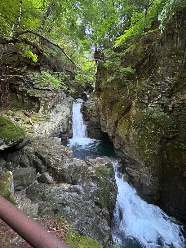 日本・石川県「岐阜　家族旅行」の写真：巌立峡そのに
