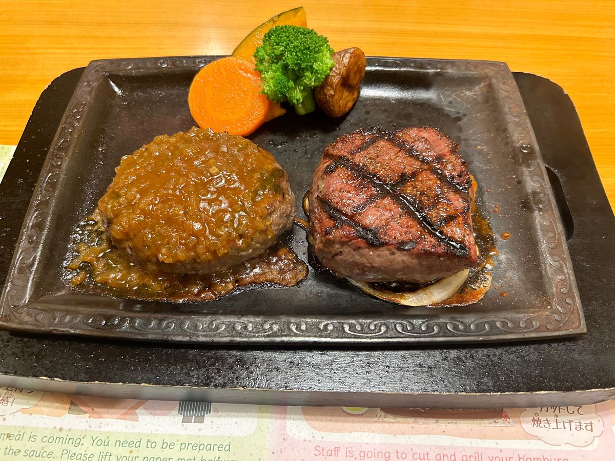 うなぎとさわやかのハンバーグ🎶