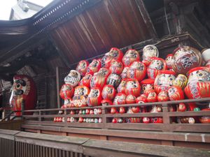 ・高崎駅では群馬ちゃんとダルマさんがお出迎え
・達磨発祥の地　少林山達磨寺...