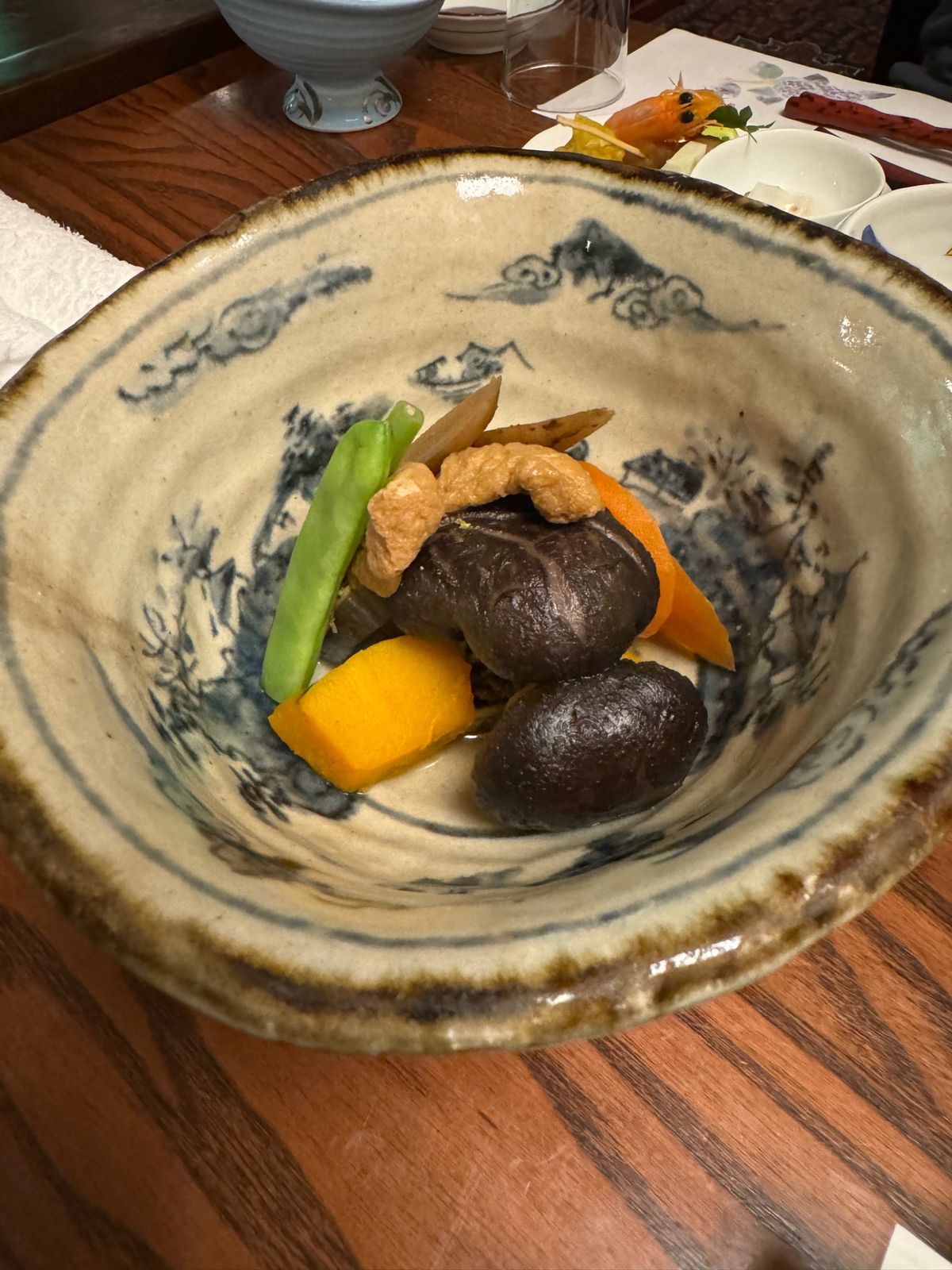 お煮しめ　器もかわいい☺️
山女の塩焼
天麩羅