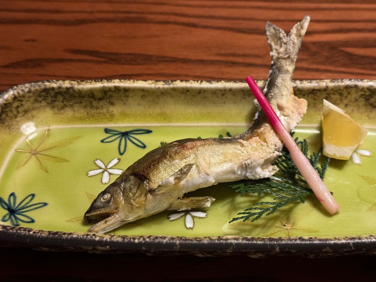 お煮しめ　器もかわいい☺️
山女の塩焼
天麩羅