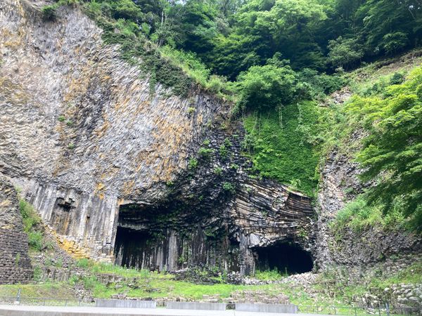 日本・京都府「現実逃避に一泊二日の一人旅」の写真：玄武洞
青龍洞
白虎洞
朱雀洞