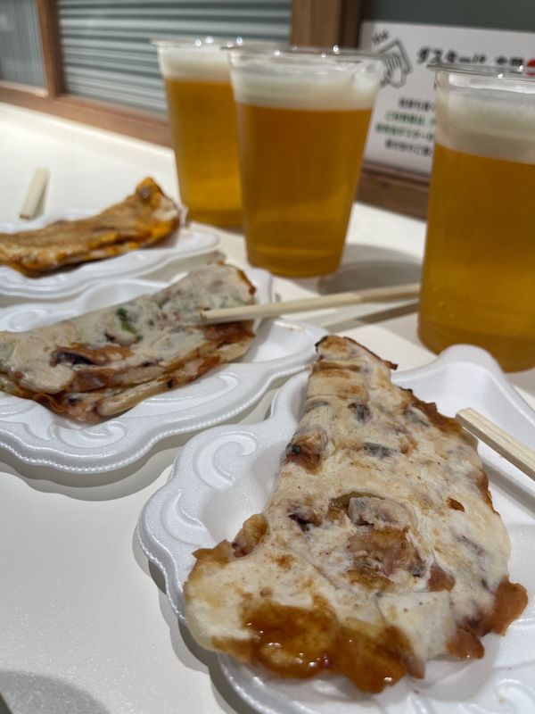 日本・京都府「神戸、大阪、京都」の写真：夜はコナモン。
阪神百貨店のイカ焼きにル...