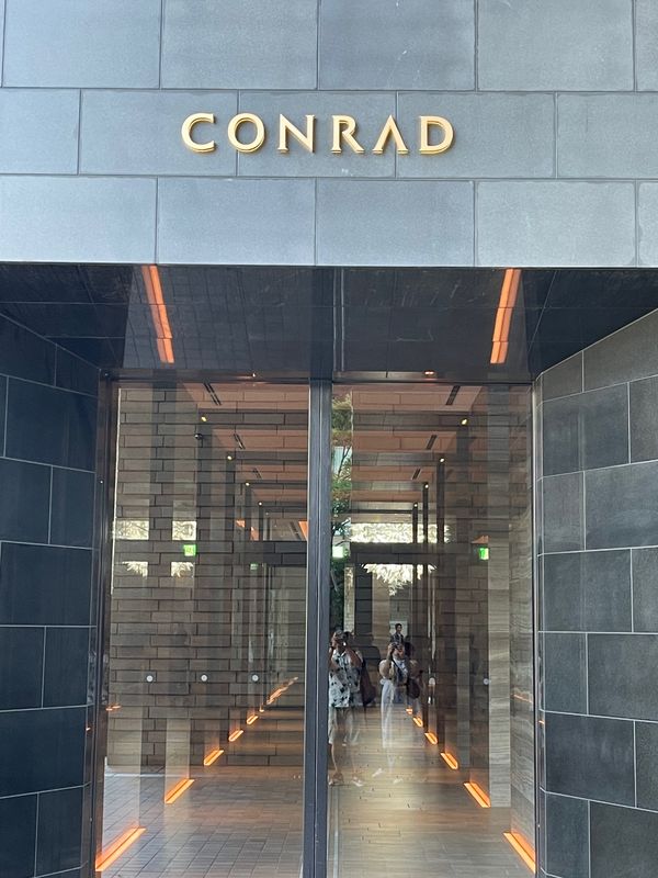 日本・京都府「神戸、大阪、京都」の写真：コンラッド大阪にチェックイン