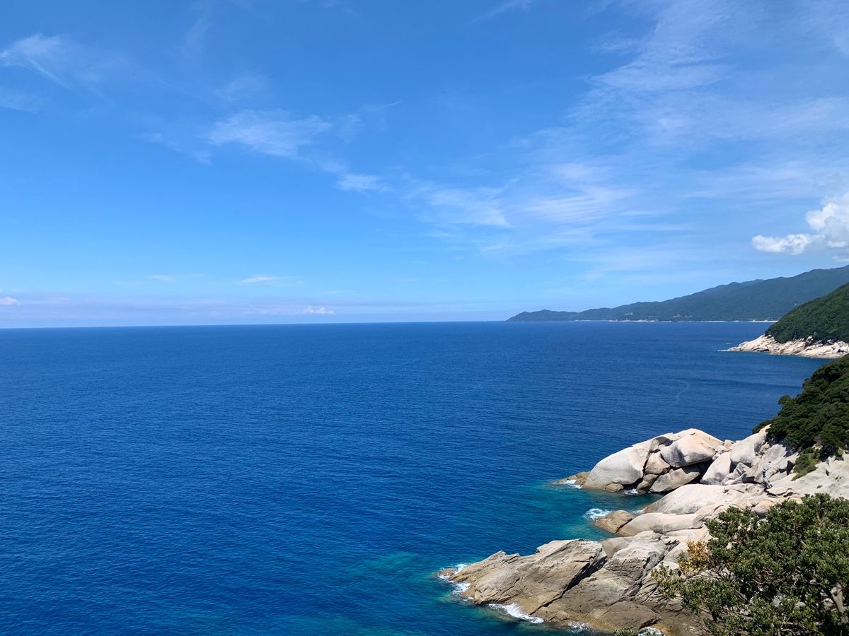 屋久島灯台からの景色！キレイすぎる〜✨