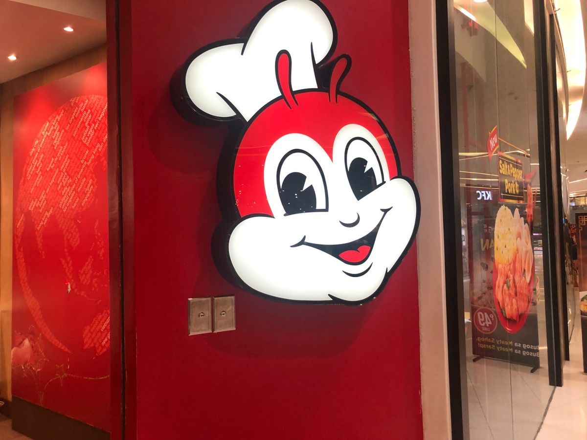 スーパー行って、ジョリビー行って
宿で飲む