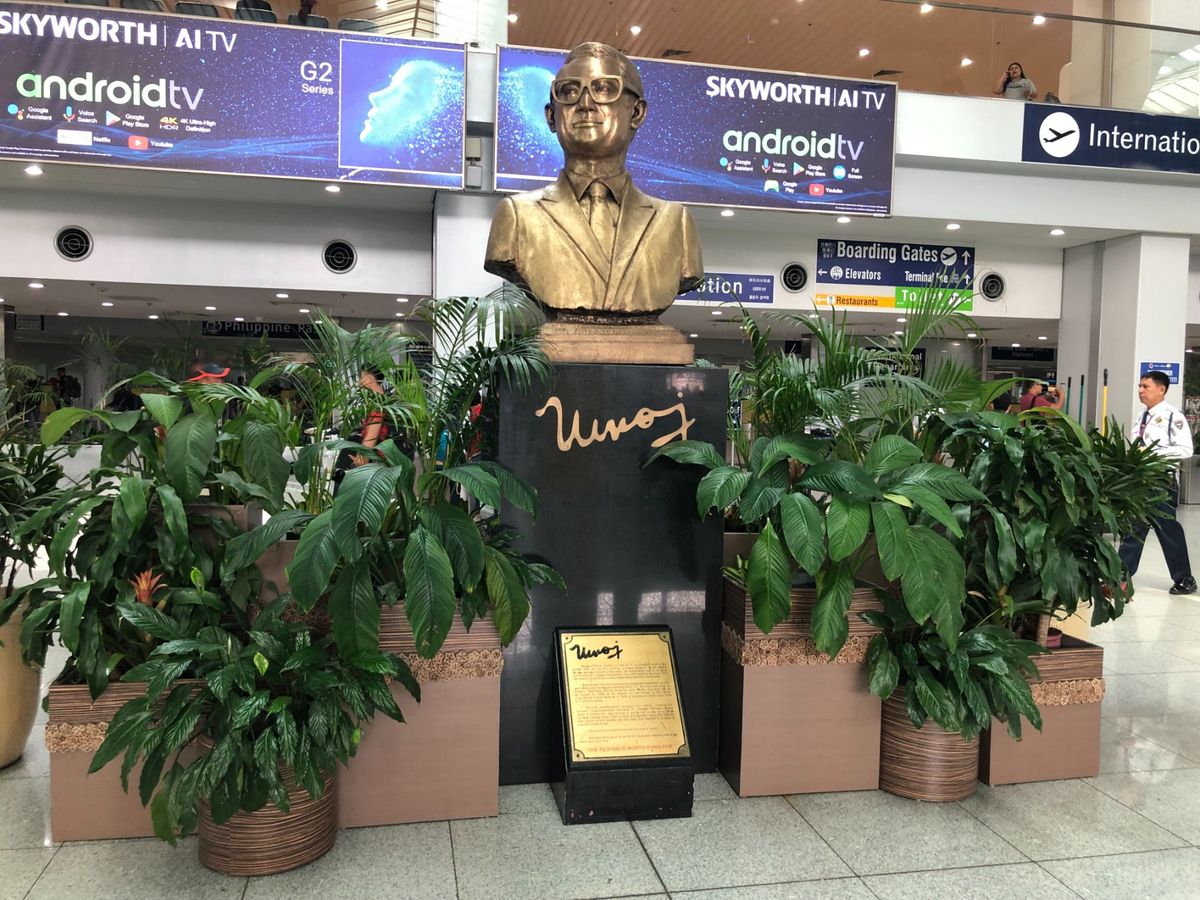 帰国の経由地マニラ