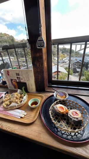 2日目は湯布院へ🤍
安定のジブリのお店で、今回はトトロのパズルを購入🌲
そ...