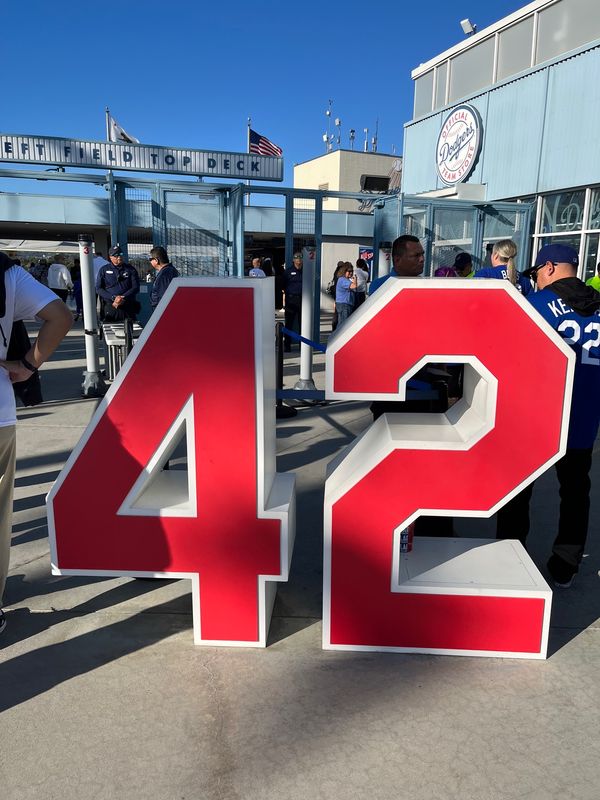 アメリカ(米国)・ロサンゼルス「GSAサミット　LA」の写真：ドジャースタジアム1