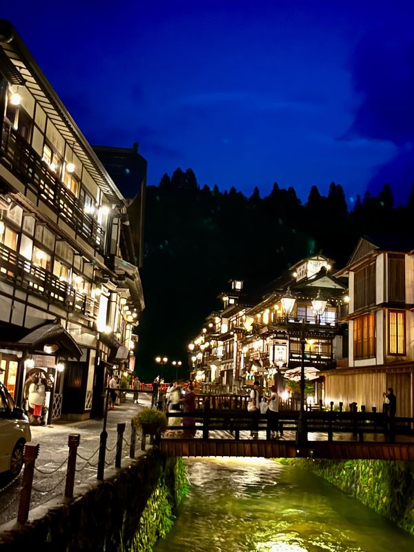 日本・銀山温泉「同級生と銀山温泉」の写真