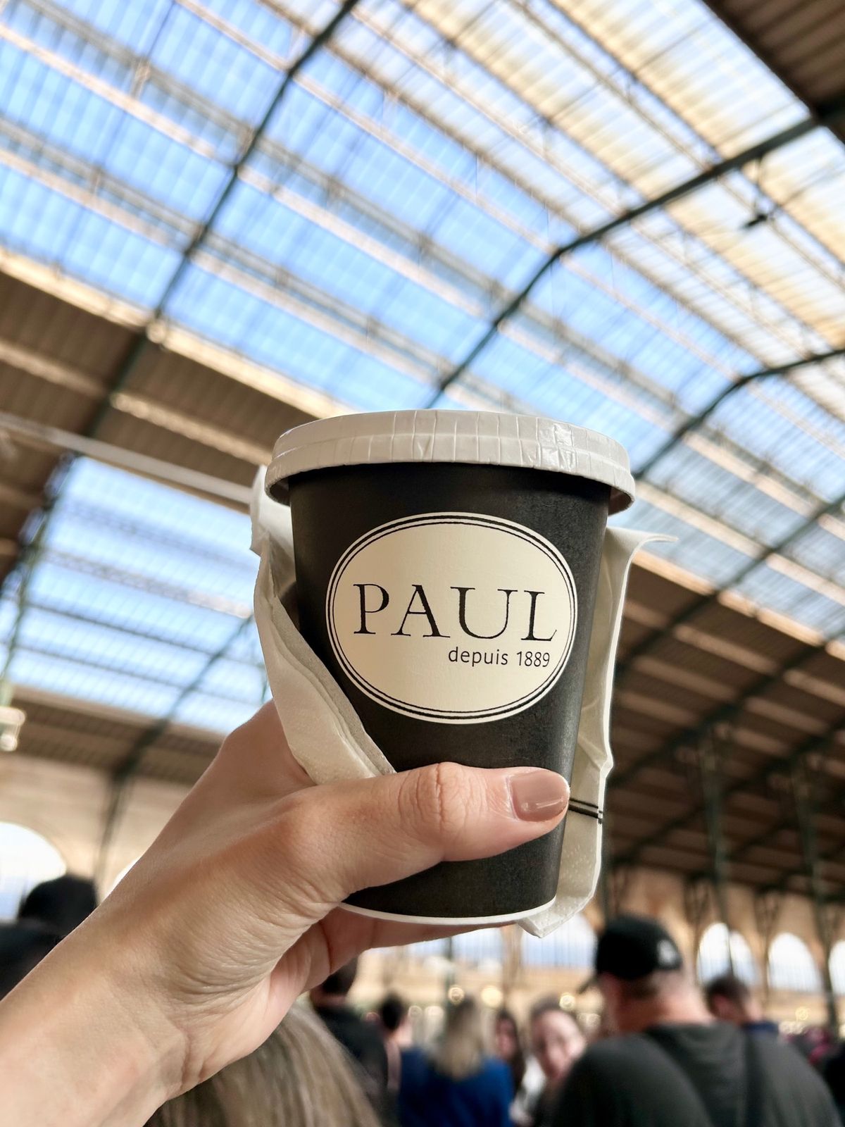 パリ北駅に着いたはいいけれども
ユーロスターの乗り場にたどり着けるのか…？...