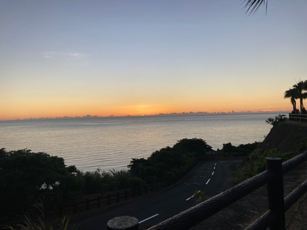 日本・鹿児島県「奄美大島大浜海岸」の写真：奄美市大浜海岸の夕焼け