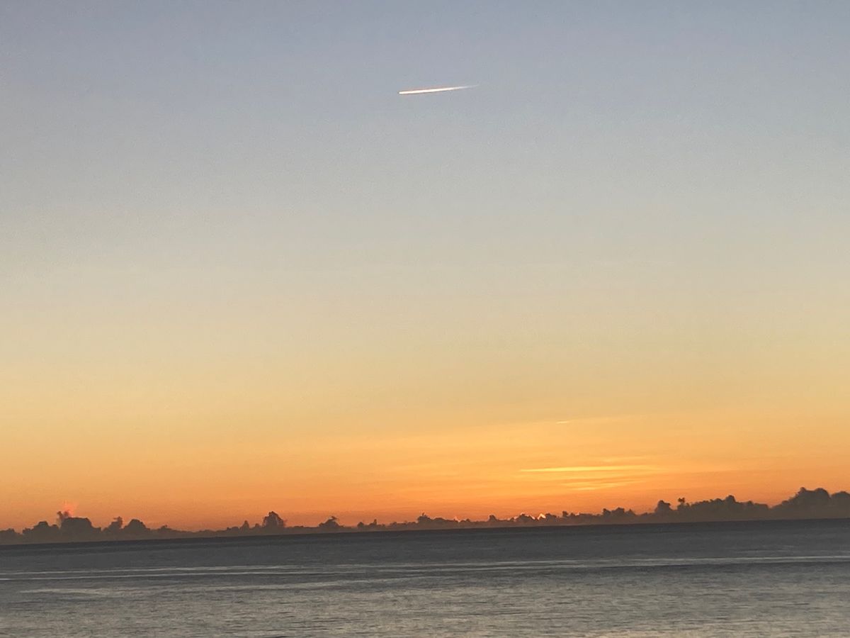 奄美市大浜海岸の夕焼け