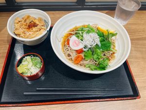 東京駅での夕食＆新幹線車内