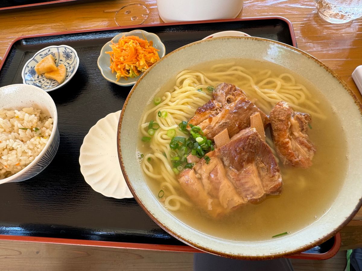 今日も石垣島をぐるっと回って来ました🚗
明日には帰ると思うと寂しいです🥲
...