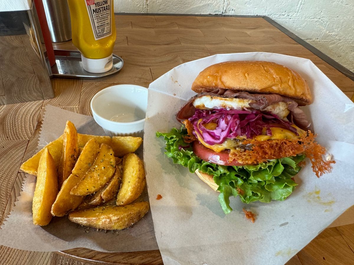 今日も石垣島をぐるっと回って来ました🚗
明日には帰ると思うと寂しいです🥲
...