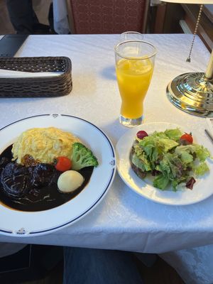 今日の昼食は日本食堂（鉄道博物館内）