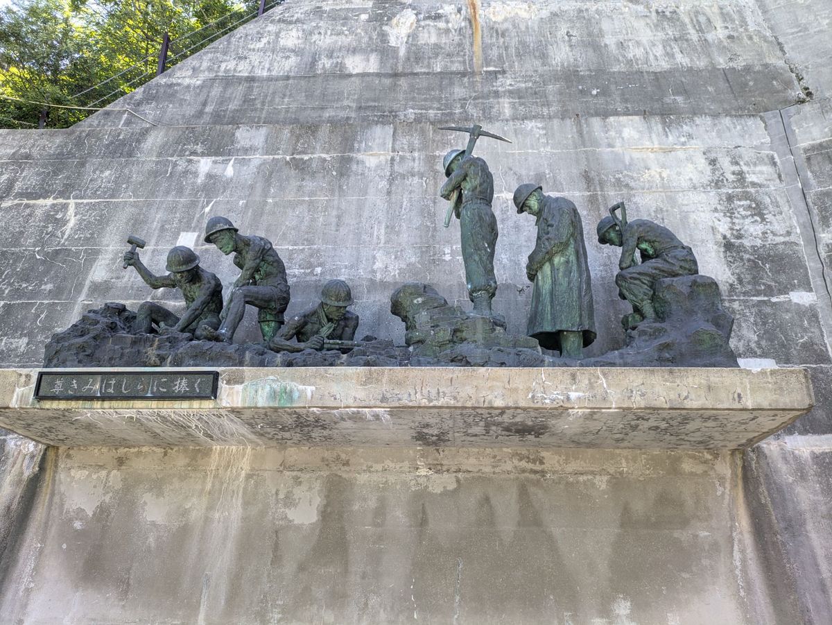 黒部ダム ダブルレインボー🌈🌈 出てました。
破砕水を使ったハサイダーのフ...