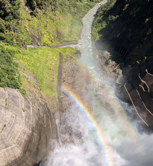 黒部ダム ダブルレインボー🌈🌈 出てました。
破砕水を使ったハサイダーのフ...