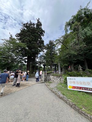 初岩手上陸♡
中尊寺⭐️来れてよかった！予想以上に金色堂は圧巻！感動🥺近く...