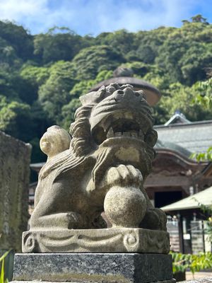 地元の窯元へドライブ
寄り道して神社へ