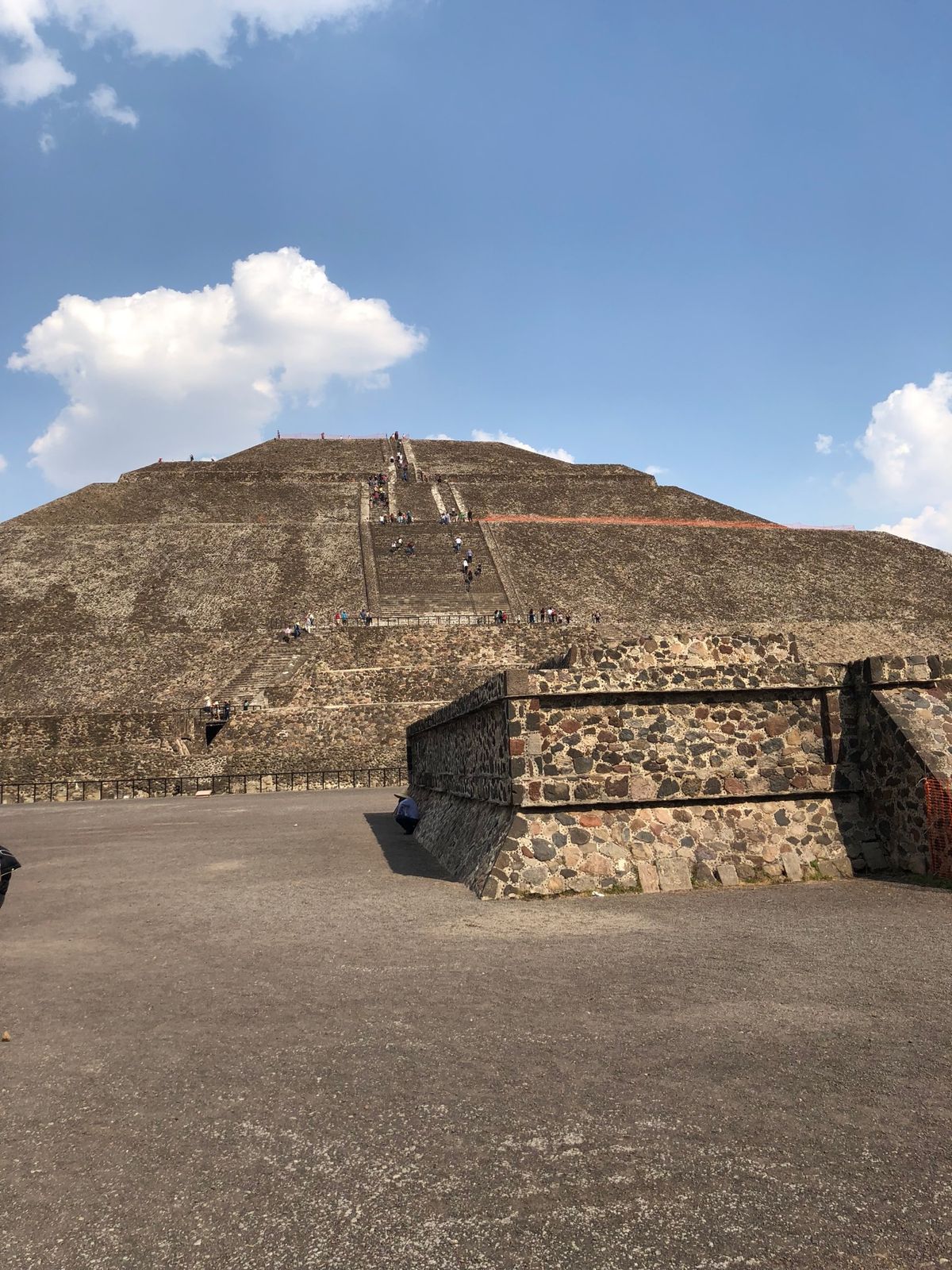 テオティワカン、太陽と月のピラミッド
メキシコシティから簡単にアクセス可能...