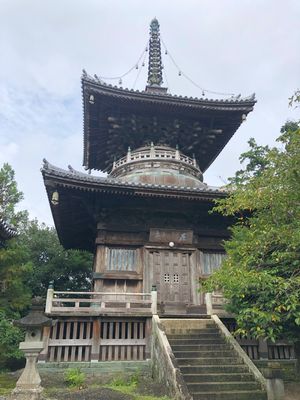 一番札所霊山寺
ここでお遍路に必要なものを揃えることが出来ます。
(二ヶ所...