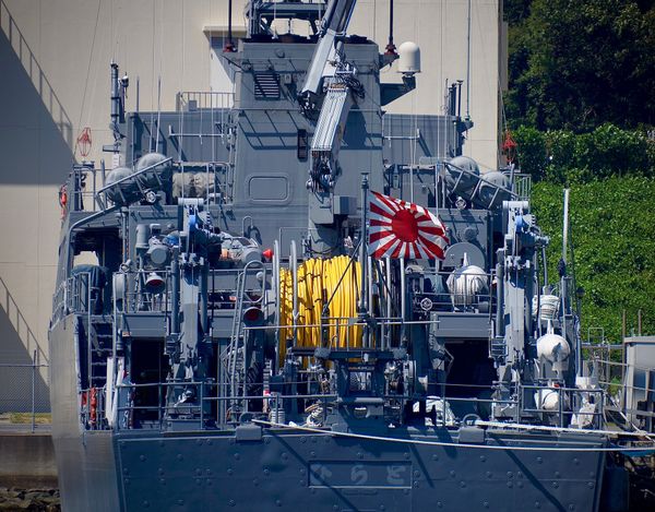日本・神奈川県「横須賀観光」の写真：1.海上自衛隊
2.仏海軍
3.伊海軍
...