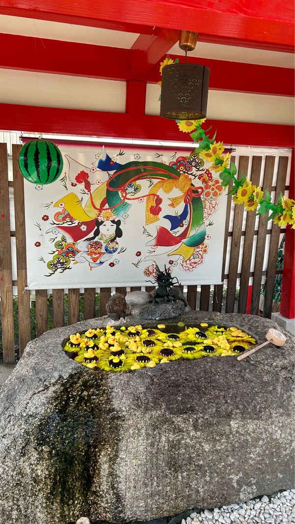 日本・愛知県「名古屋〜いっくぞ〜！💜」の写真：別小江神社⛩
可愛すぎてほんとに癒し空間...