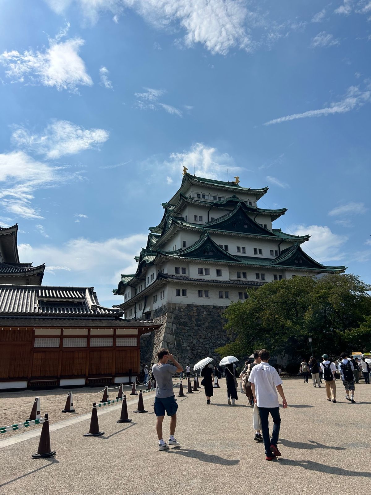 名古屋城🏯
暑すぎて人が多すぎてすぐ退散🤦‍♀️