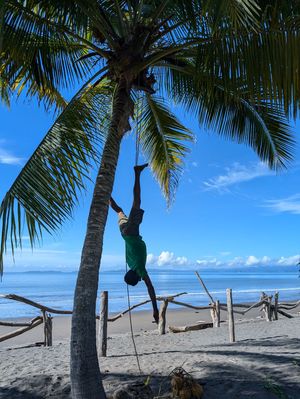 Puntarenas2日目。
ホテルの朝食はレストランのテラス席で目の前に...