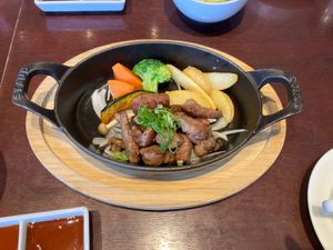 佐川美術館
ステーキランチ
ガウディ展お土産