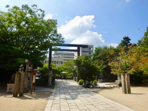 四柱神社