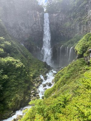 華厳の滝