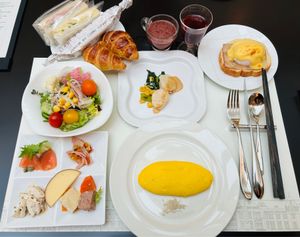 東京にはたくさんお店があるので適当に済ませました。
朝食はビュッフェ。