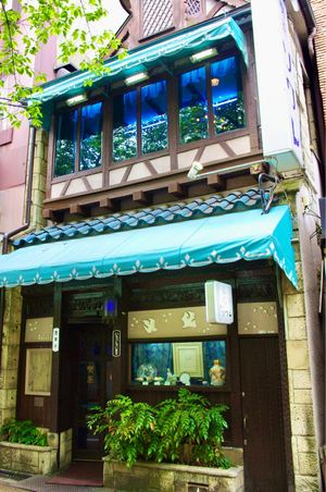 【喫茶ソワレ】
四条通から西木屋町通をちょっと上がったとこに老舗喫茶店
ブ...