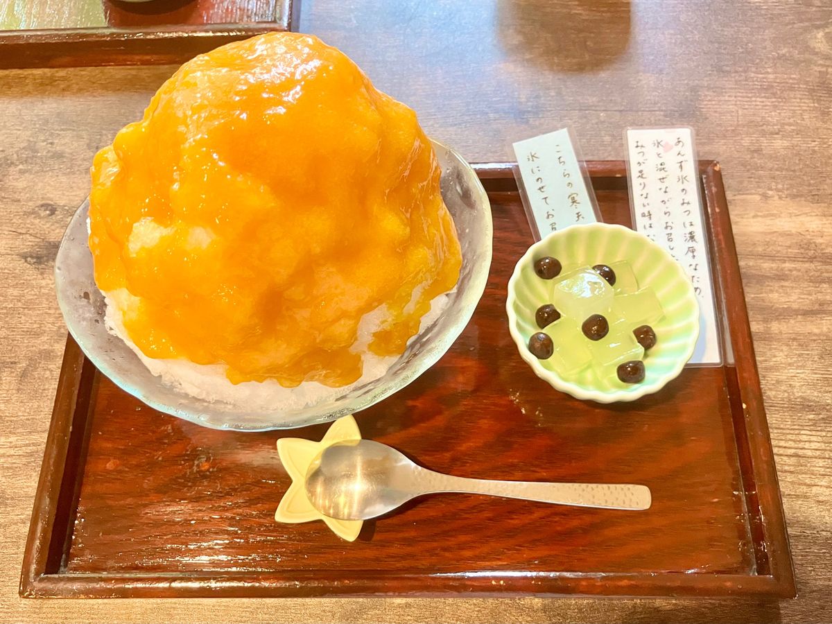 【手作りあんみつの店みつばち】
河原町今出川を下がったとこにある甘味処
千...