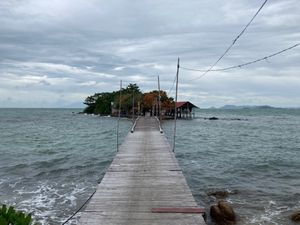 海賊島đảo Hải Tặc
小島の食堂でお茶休憩、コーヒーがなかったので...