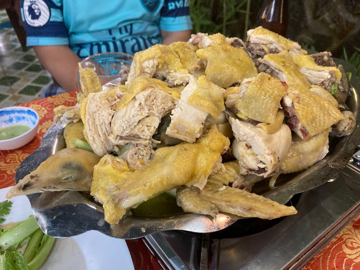 gà hấp mướp 鶏のヘチマ蒸しと日本では全く美味しいと思わないbắ...