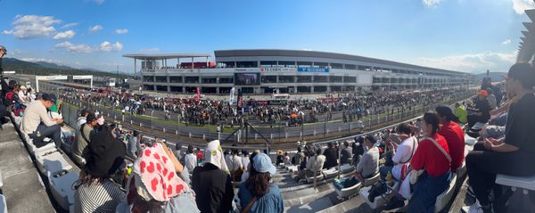 日本・静岡県「10月の旅」の写真：初めてのFSW参戦。
SF🏎️も初めての...