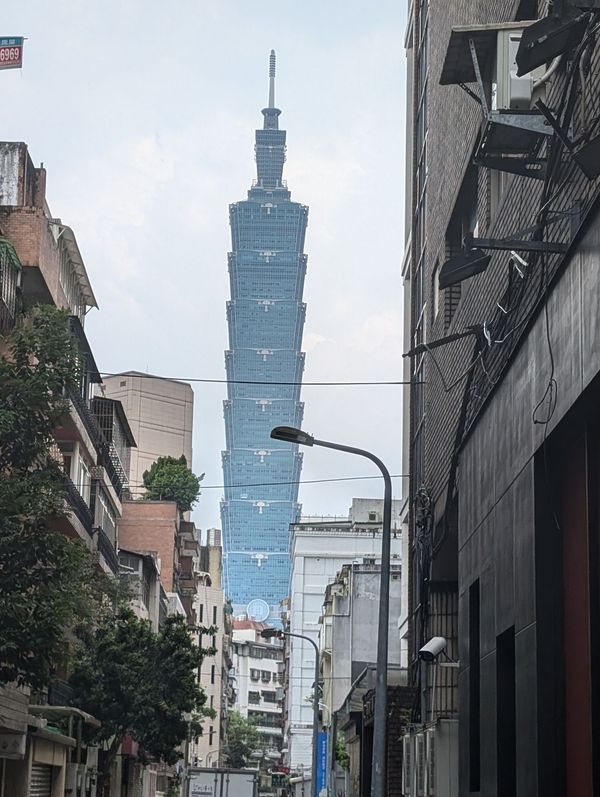 台湾・台北「台湾旅行」の写真：二日目
台北101タワー遠景、九份、阿妹茶樓