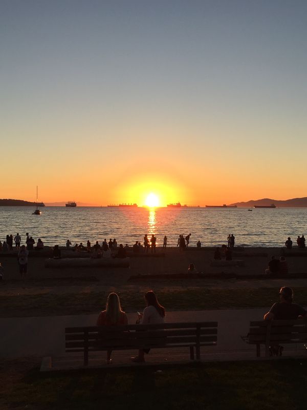 カナダ・バンクーバー「ホームステイ」の写真：夕焼け🌆