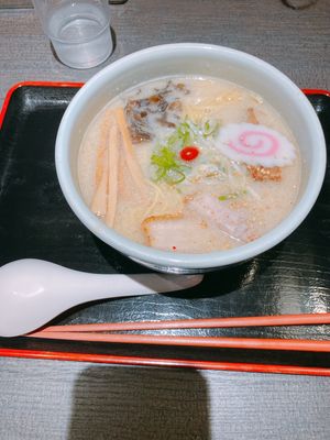 ラーメンと牧場