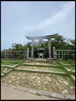 弥彦神社
ウニがとても美味しい