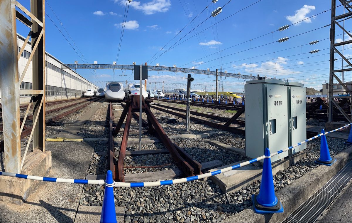 線路を歩くスタイル