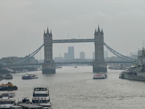 ロンドンブリッジを散策🚶しました。