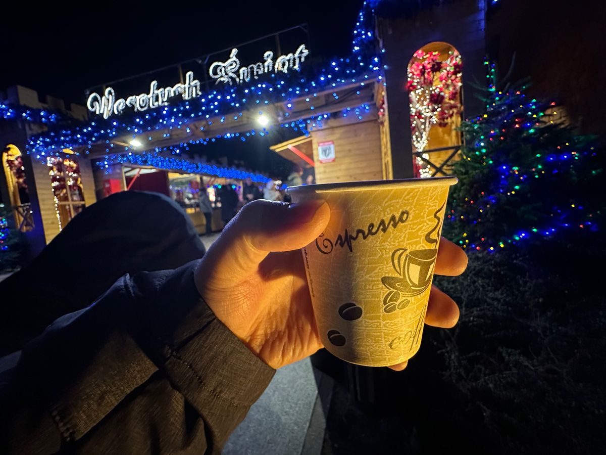 1/2
ポーランド料理
ゴヴォンブギ、揚げピエロギ、カフェ、ラストホットワイン